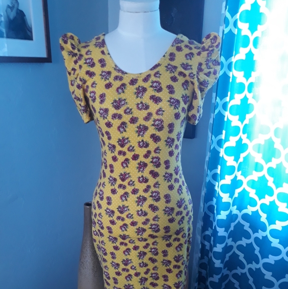 Mini dress - Picture 2 of 4